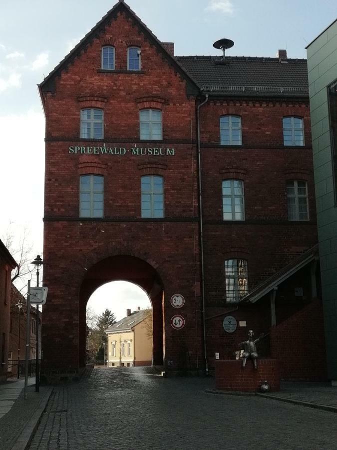 Ferienwohnung Am Torbogen Nr.2 Luebbenau Luaran gambar